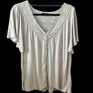 Torrid Plus Size 1 Beige Lace Trim Blouse Short Sleeve Casual Top